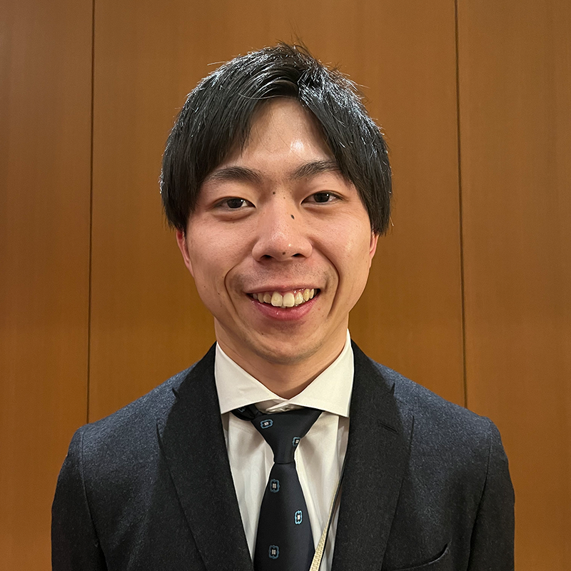鈴木 郁未